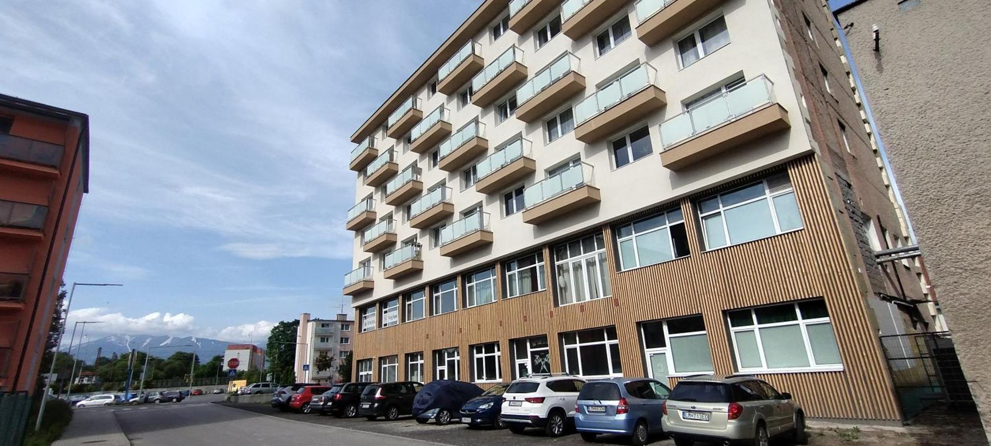 Liptovský Hrádok Hybadlo汽车旅馆 外观 照片